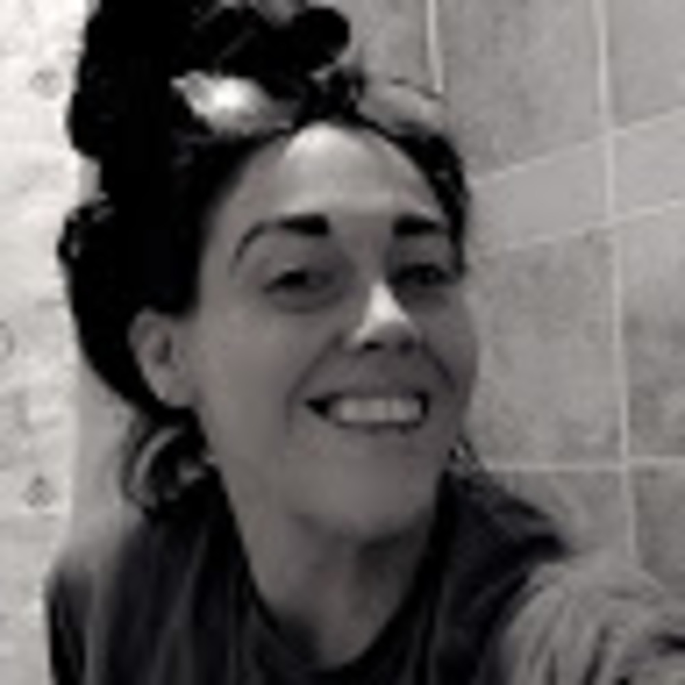 Meet your Posher, Casey